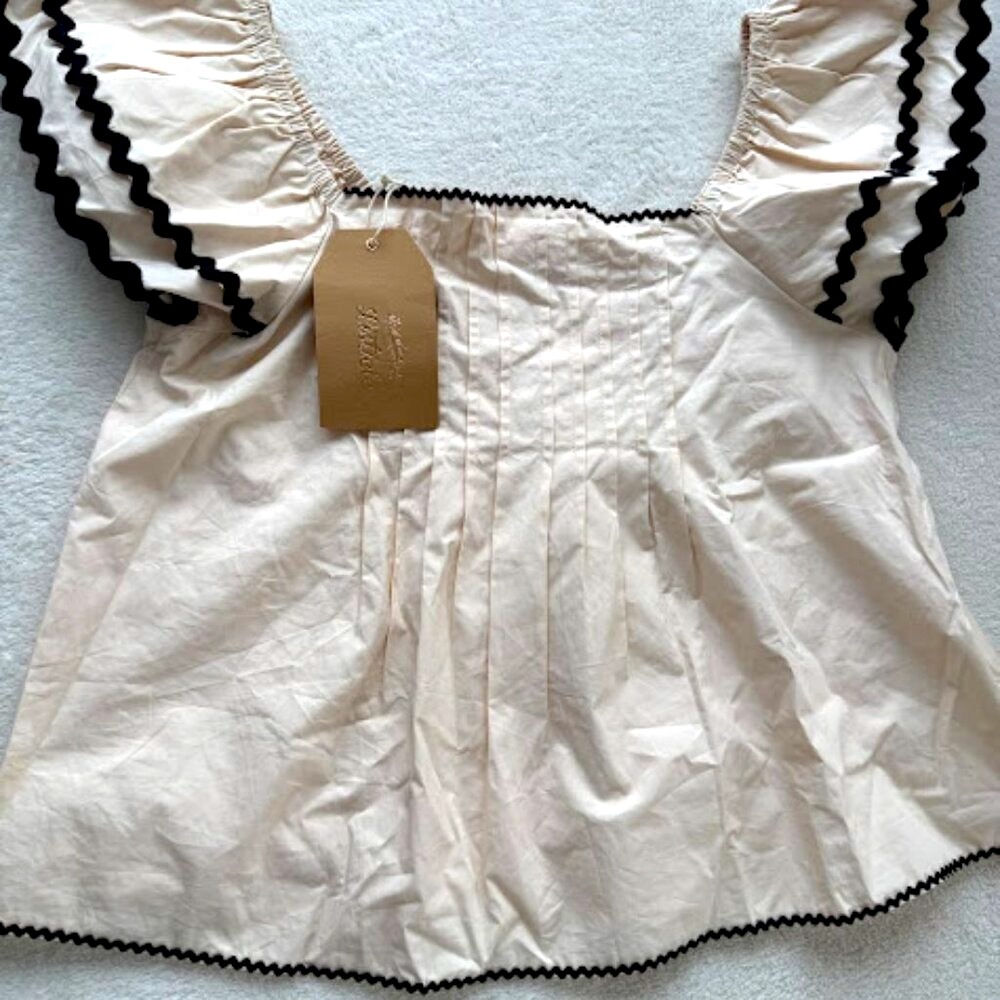 NWT Listicle Vintage Inspired Cream Blouse Size L Square Neck Cottagecore Top - Picture 13 of 16